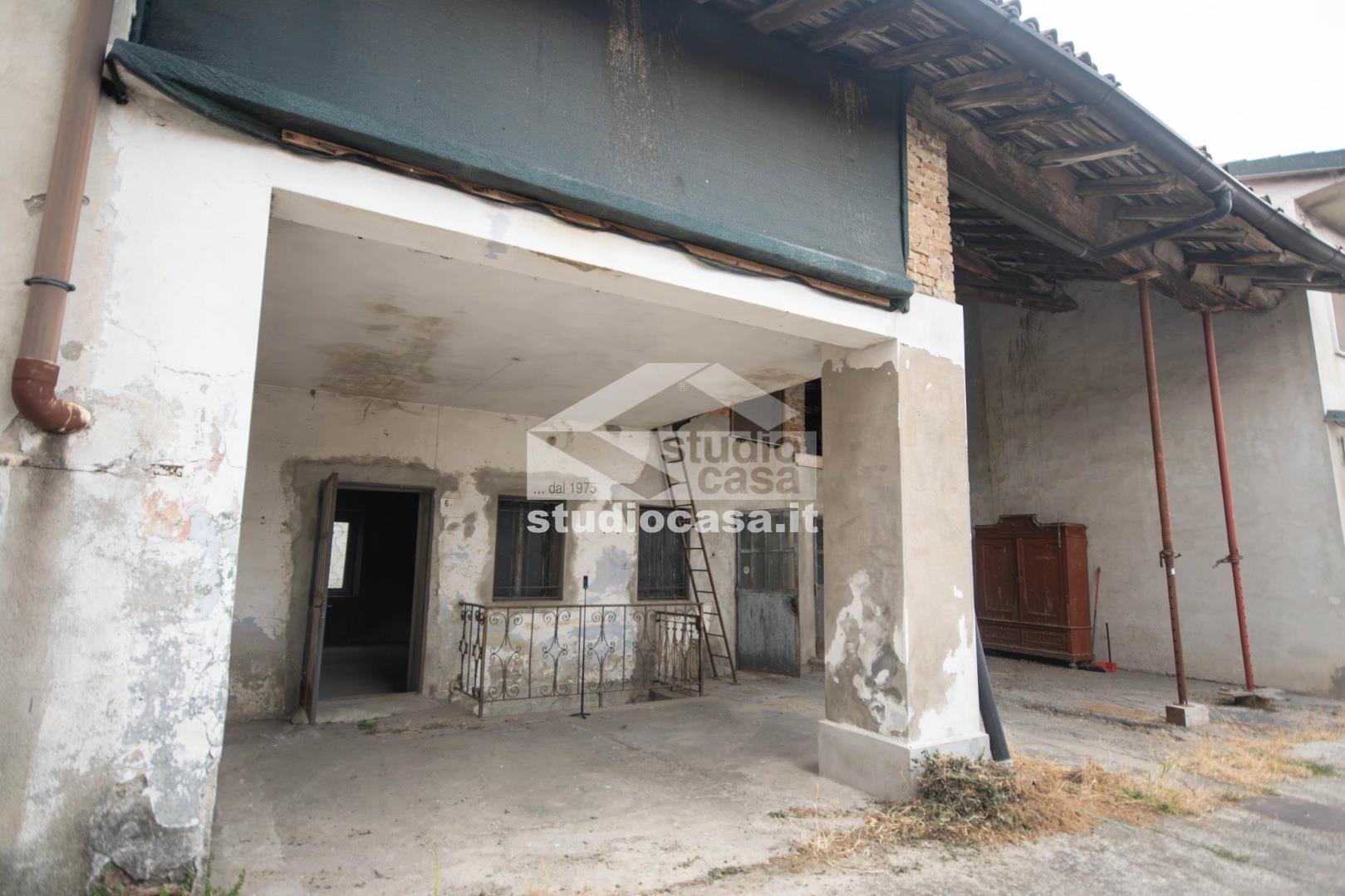 Casa Rustica in vendita a Sergnano