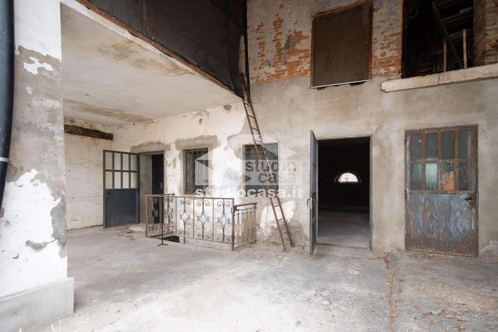 Casa Rustica in vendita a Sergnano