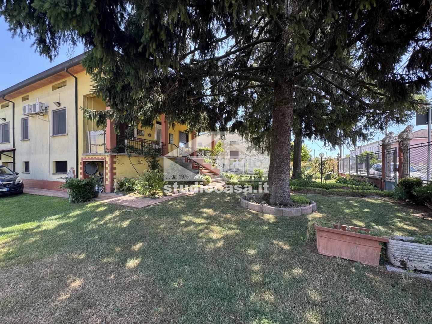 Villa Unifamiliare in vendita a Camisano