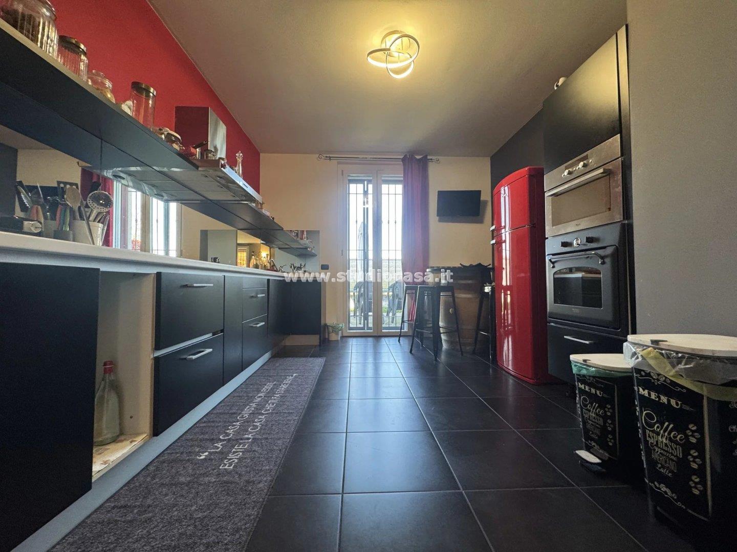 Villa Bifamiliare in vendita a Fiesco