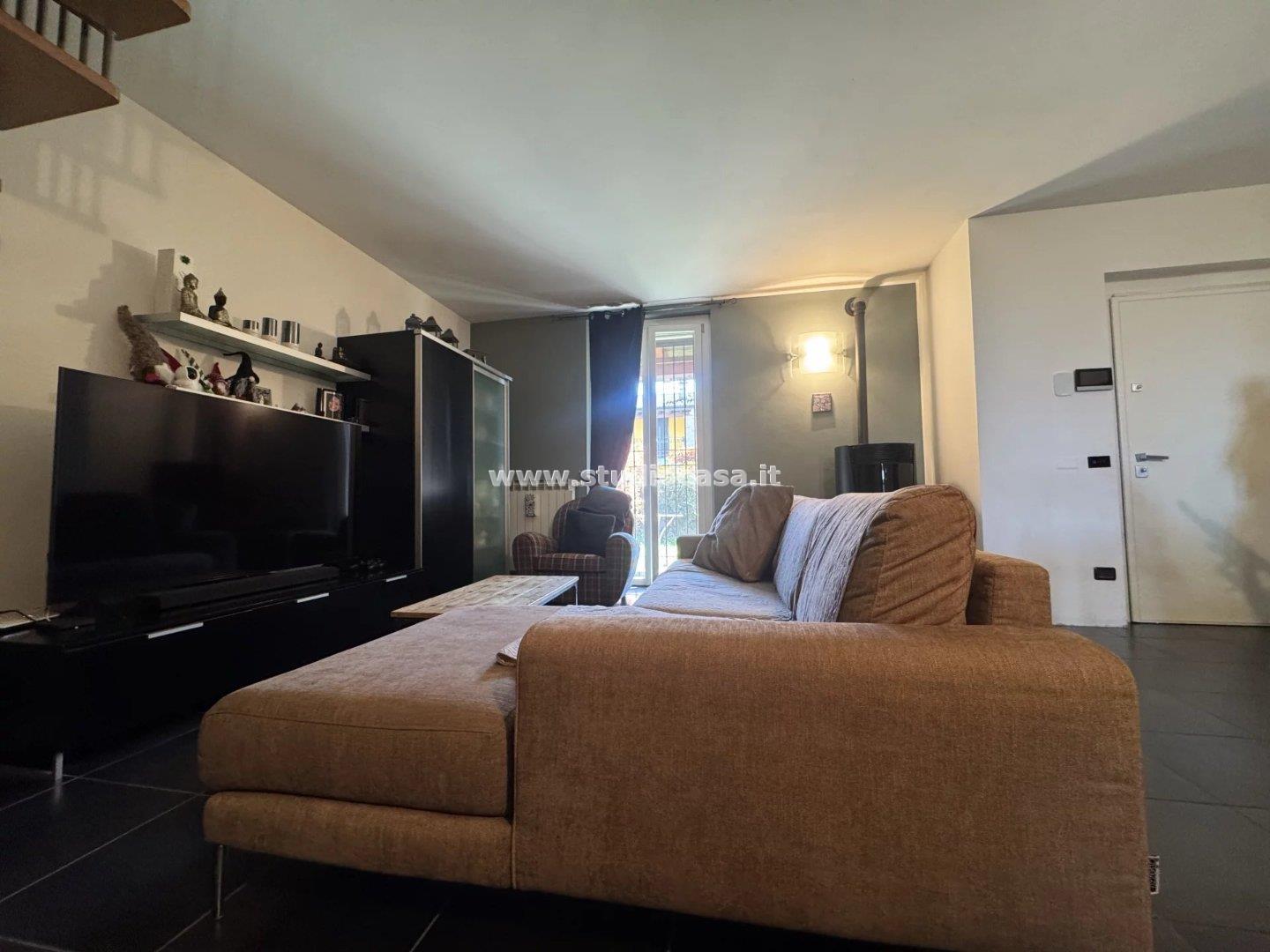 Villa Bifamiliare in vendita a Fiesco