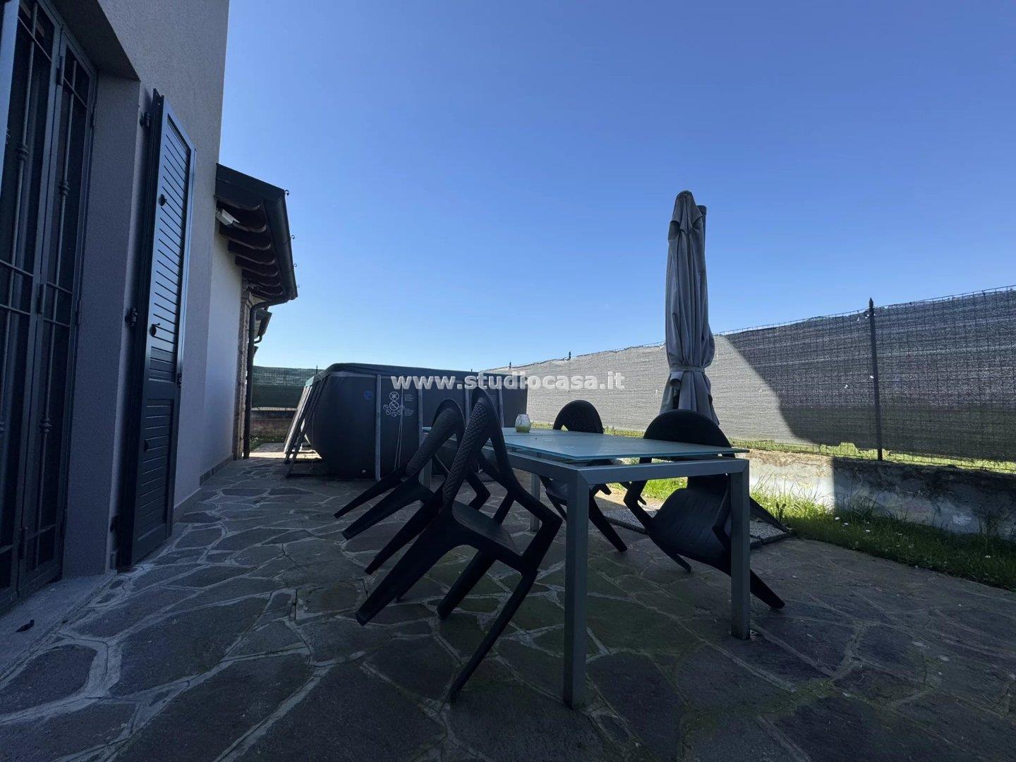 Villa Bifamiliare in vendita a Fiesco