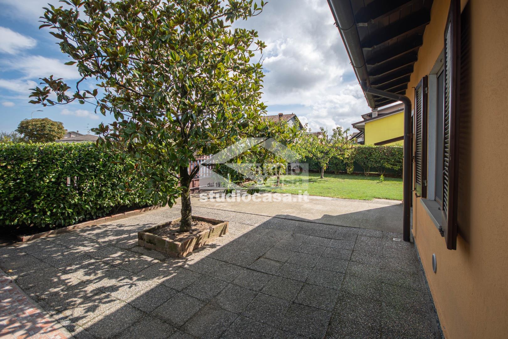 Villa Bifamiliare in vendita a Trigolo