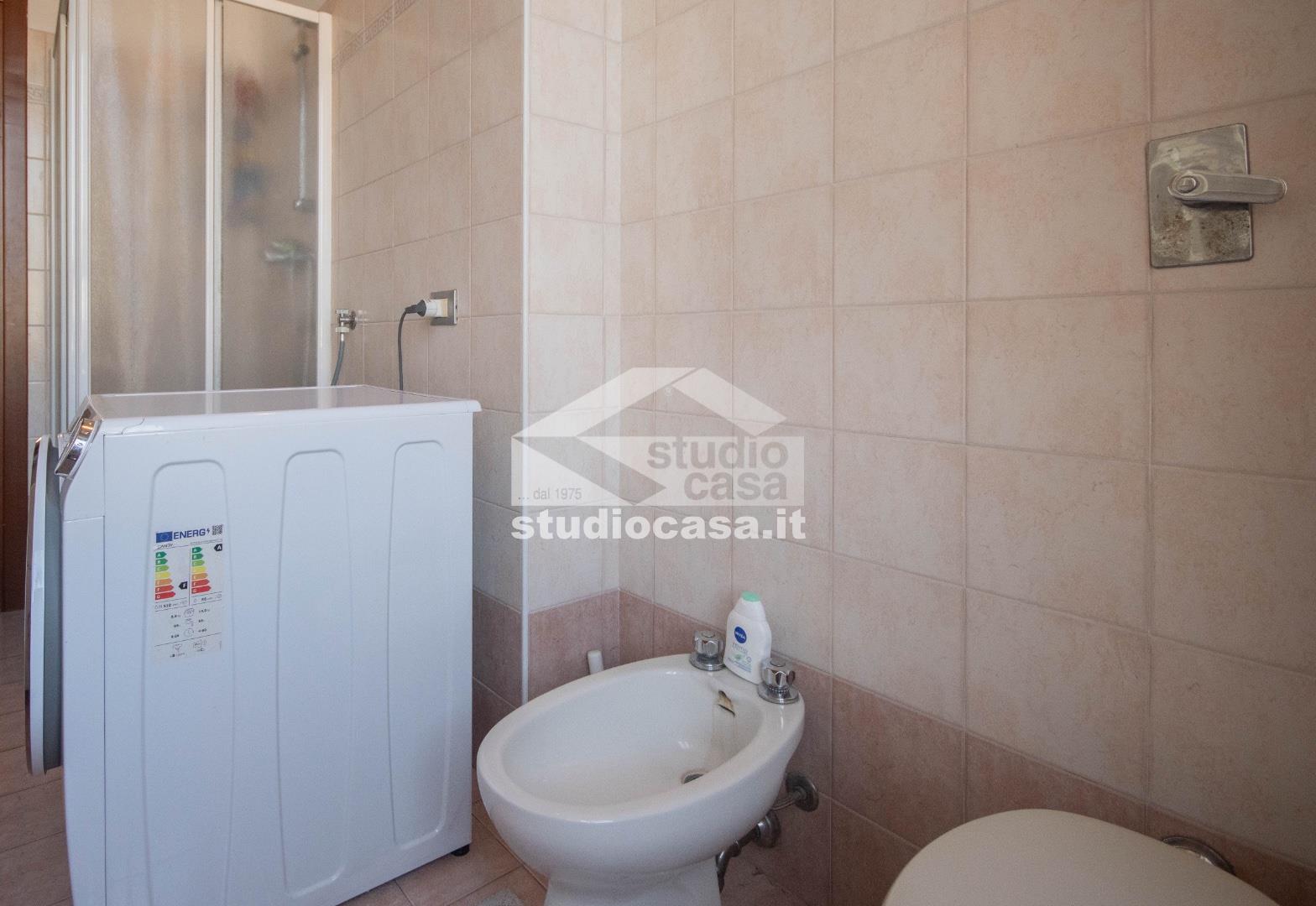 Casa Plurifamiliare in vendita a Genivolta
