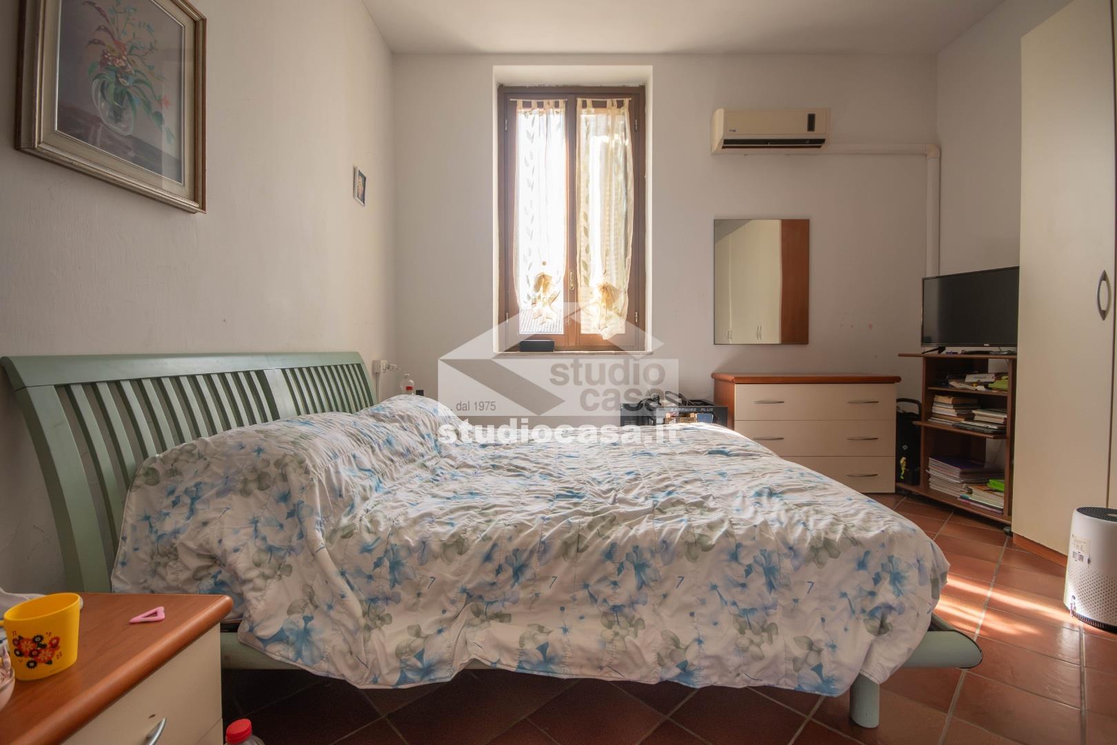 Casa Plurifamiliare in vendita a Genivolta