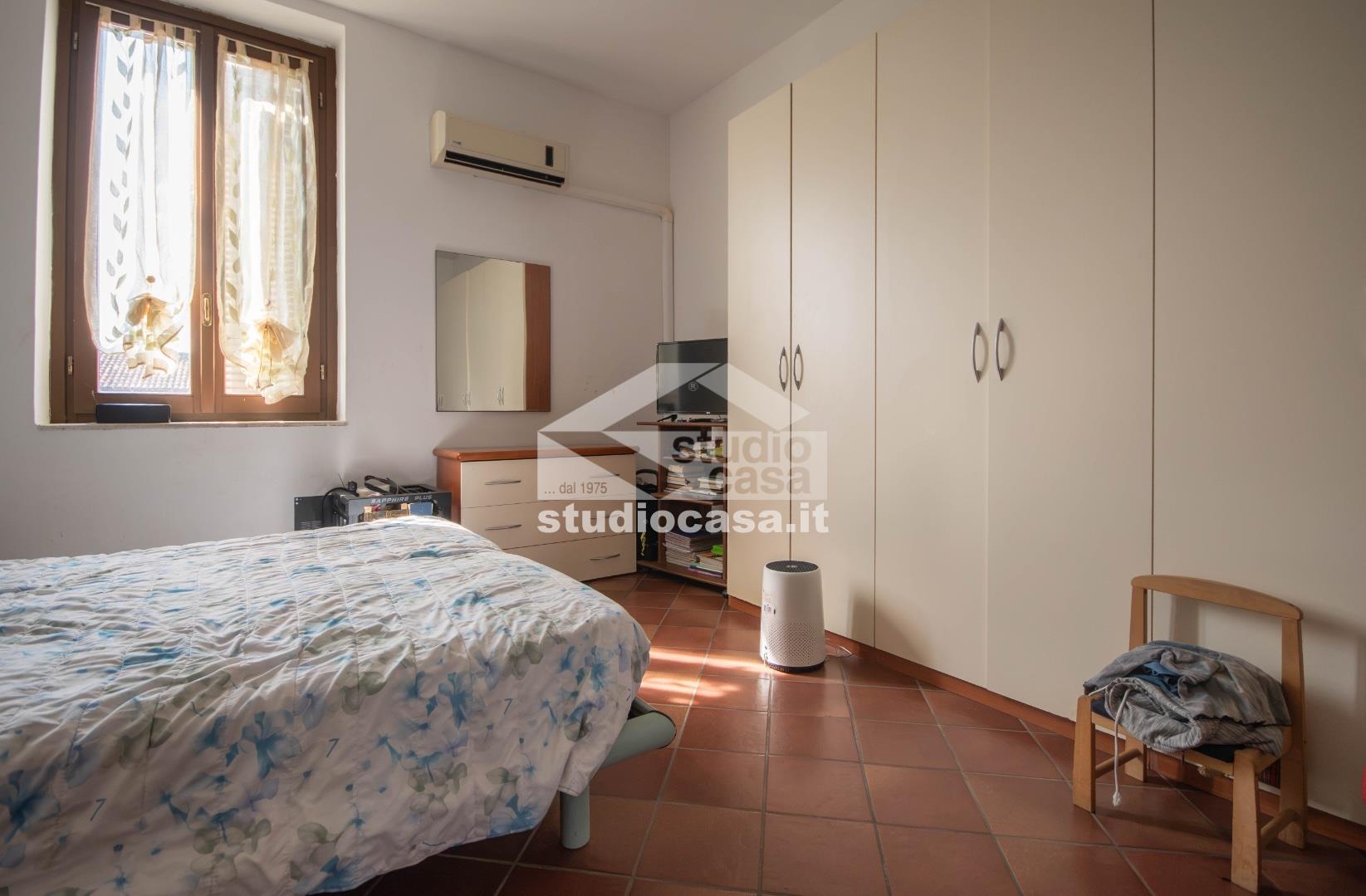 Casa Plurifamiliare in vendita a Genivolta