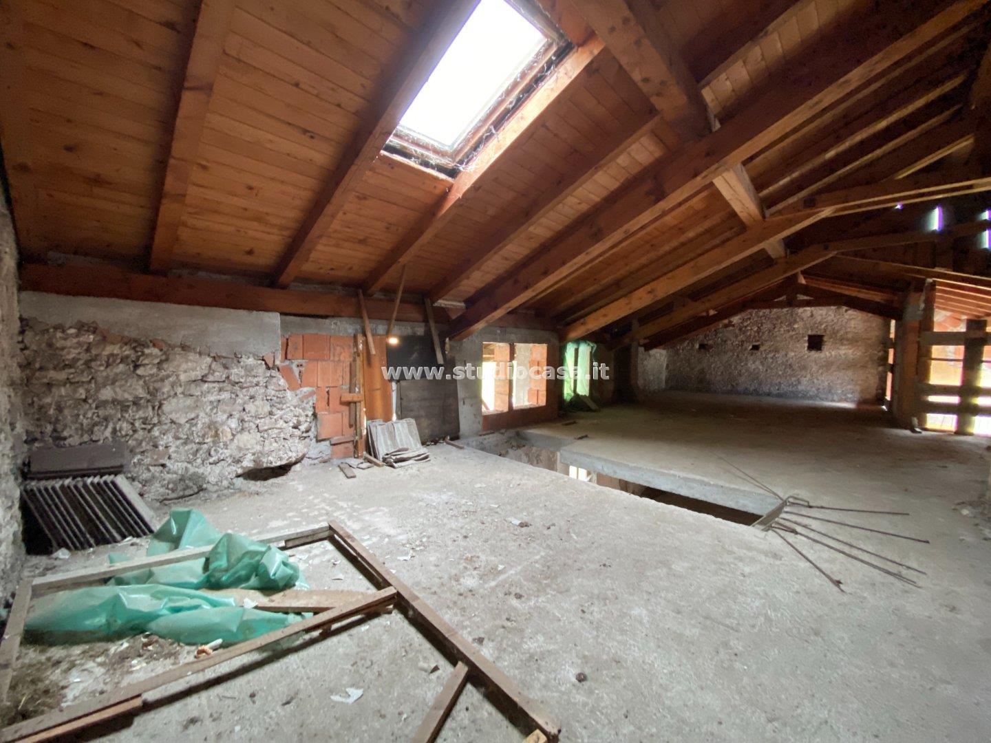 Casa Unifamiliare in vendita a Ospedaletto