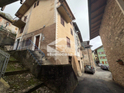 Appartamento in vendita a Castello Tesino