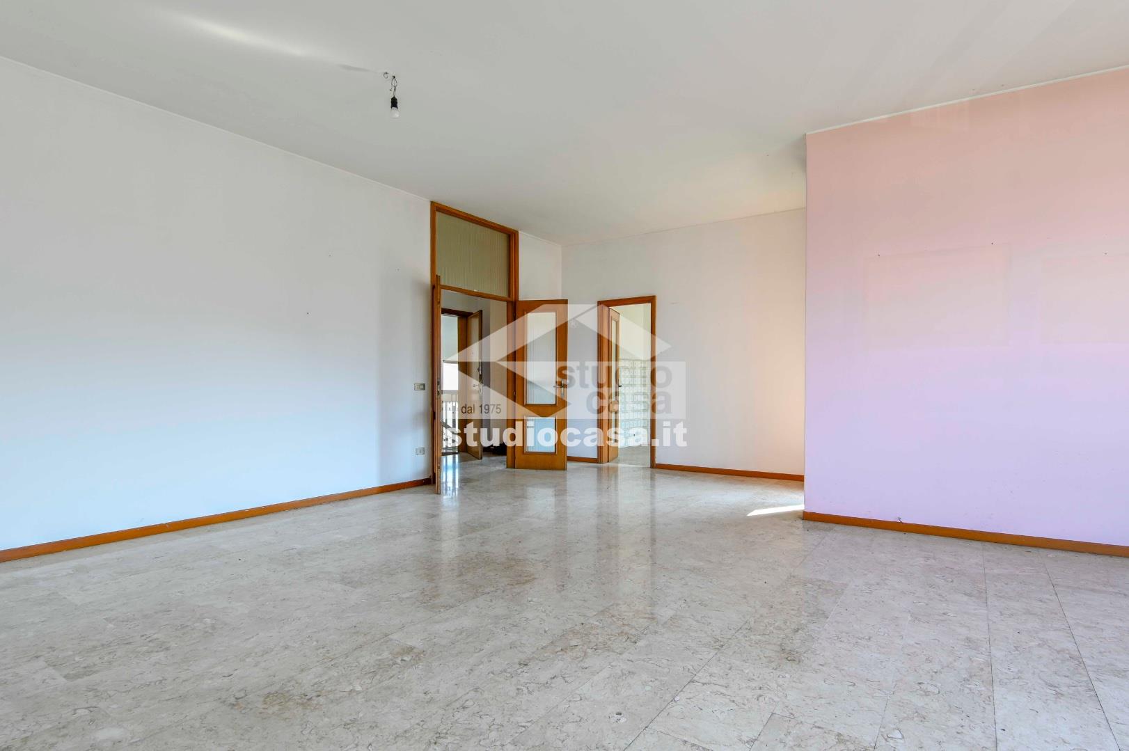 Appartamento in vendita a Albino