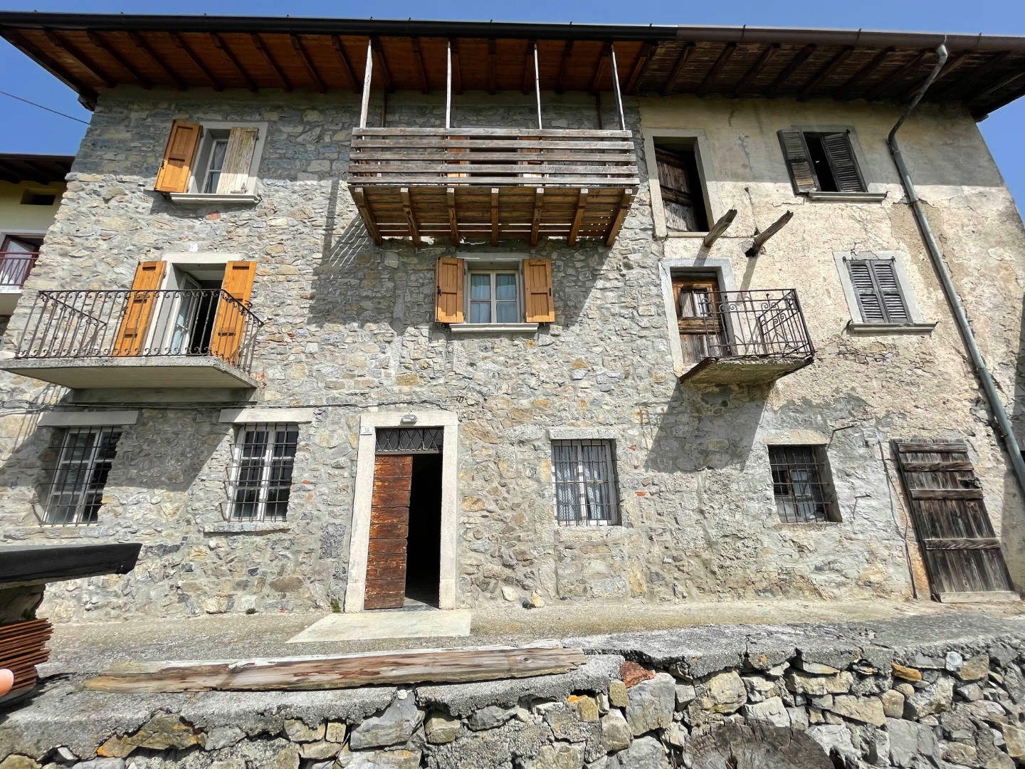 Casa Unifamiliare in vendita a Aviatico