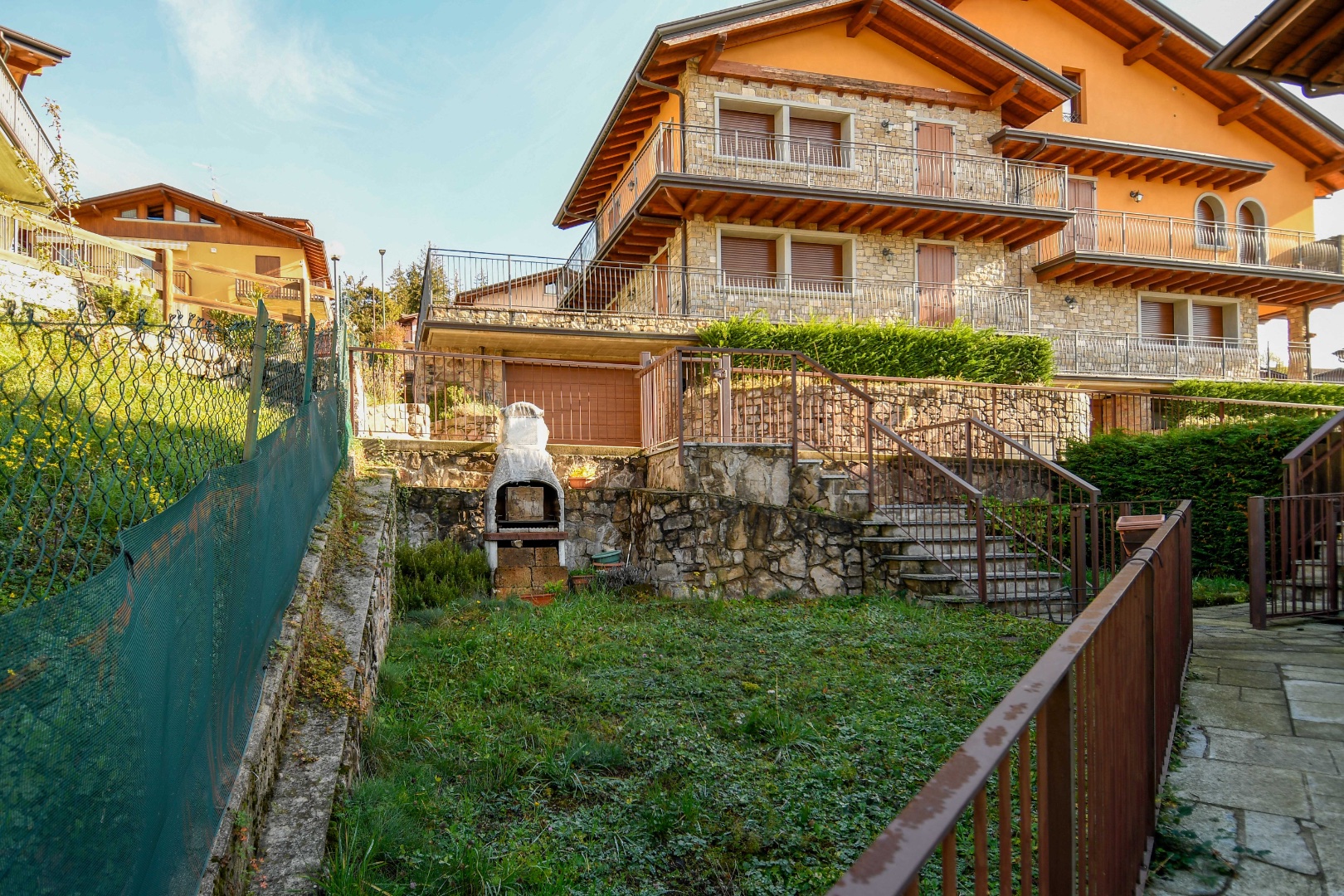Appartamento in vendita a Selvino
