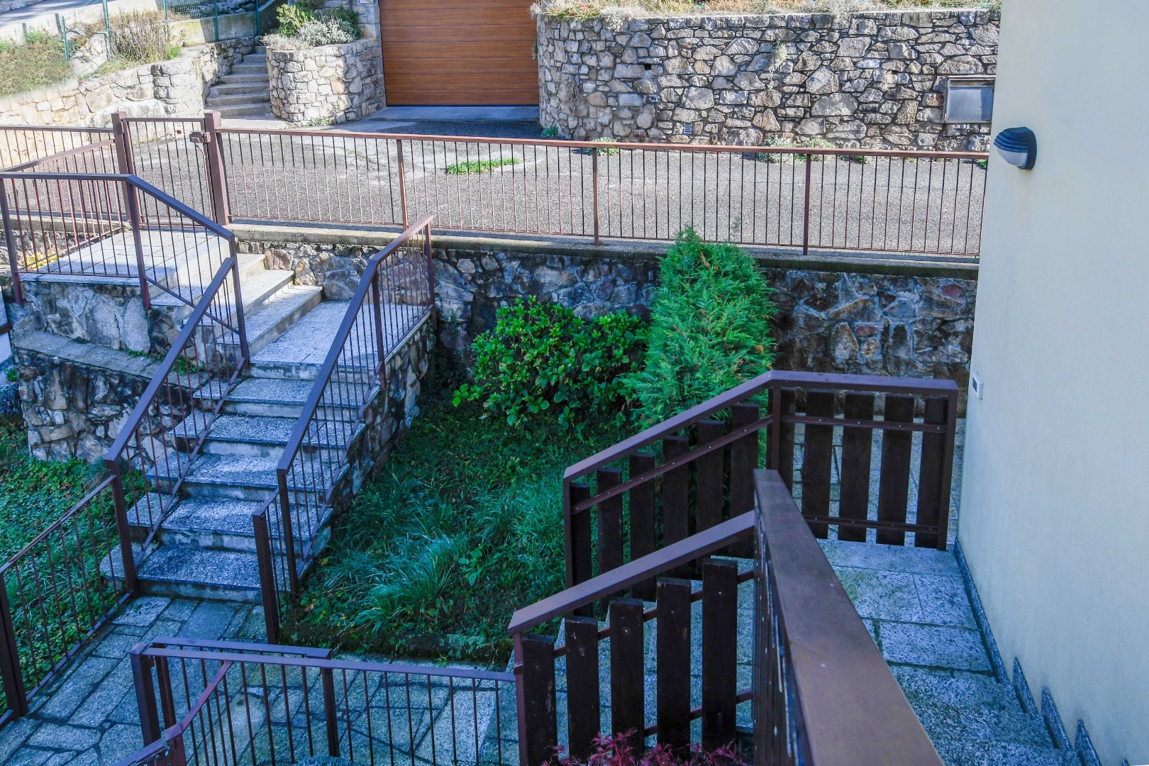 Appartamento in vendita a Selvino
