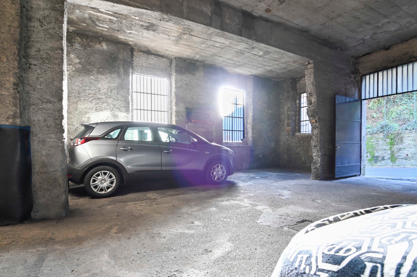 Magazzino in vendita a Gazzaniga