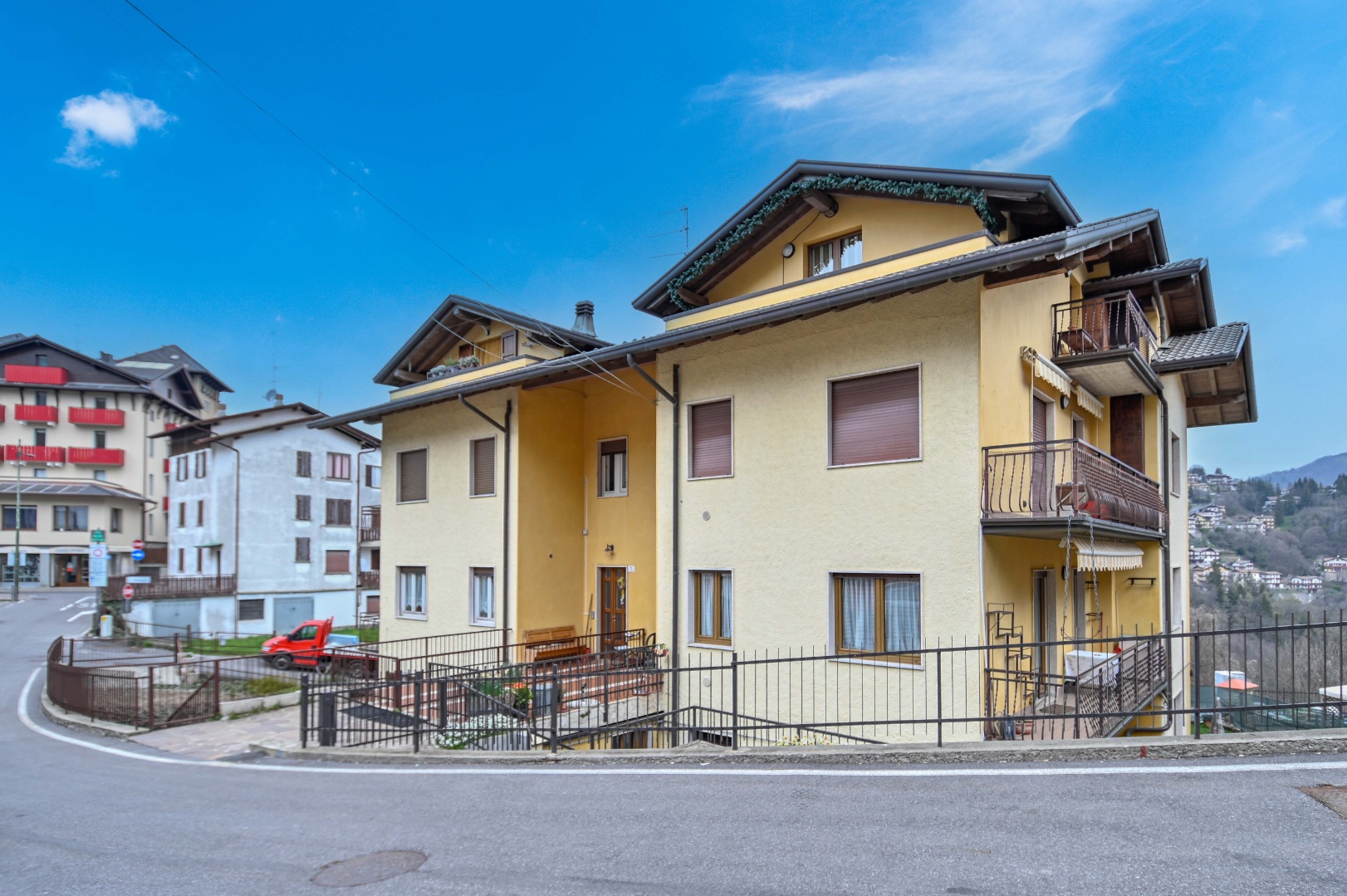 Appartamento in vendita a Selvino
