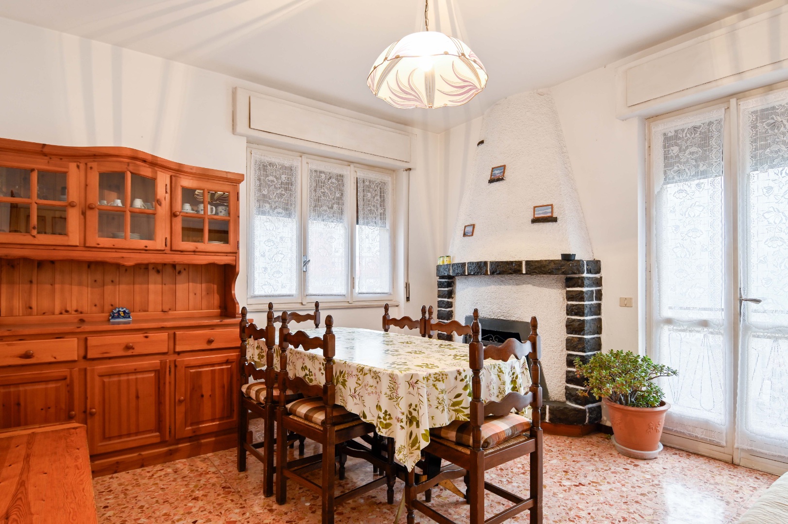 Appartamento in vendita a Selvino