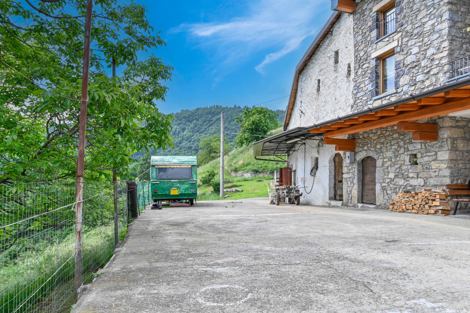 Cascina in vendita a Vertova