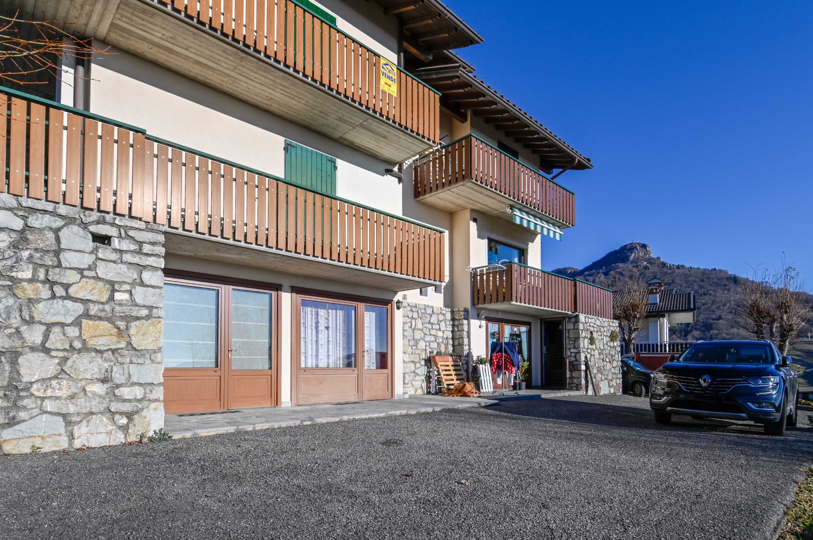 Appartamento in vendita a Selvino