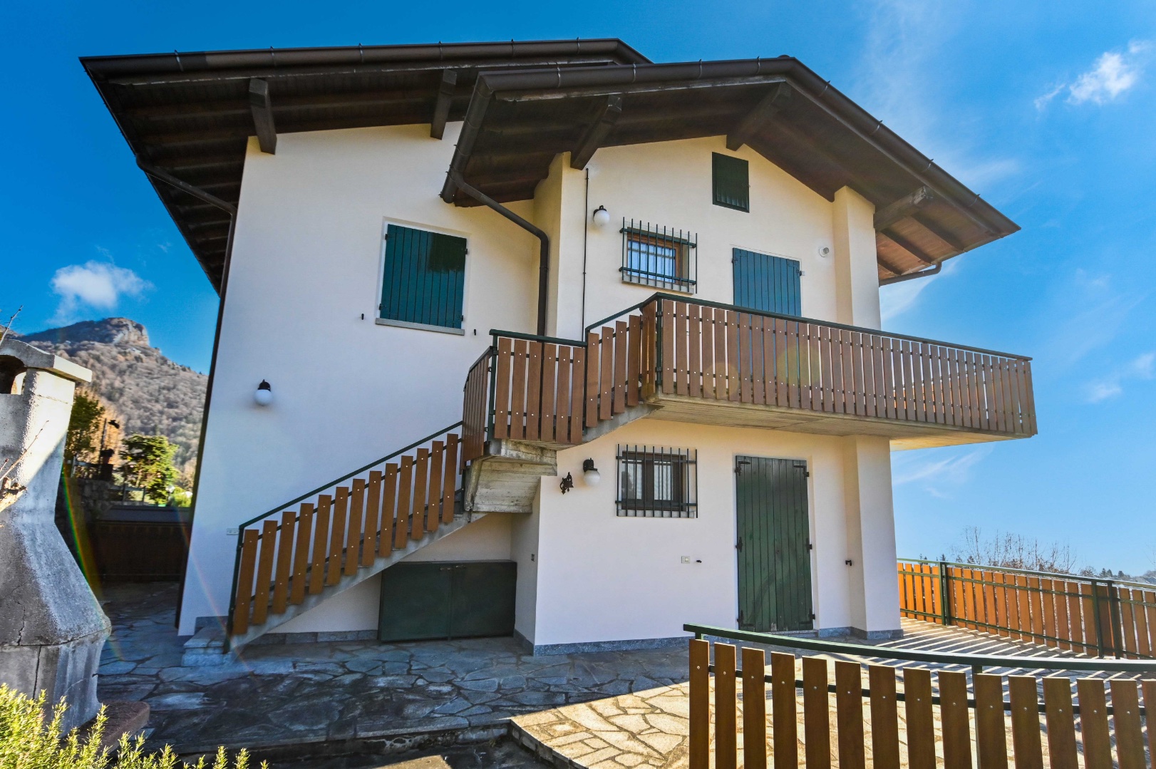 Appartamento in vendita a Selvino