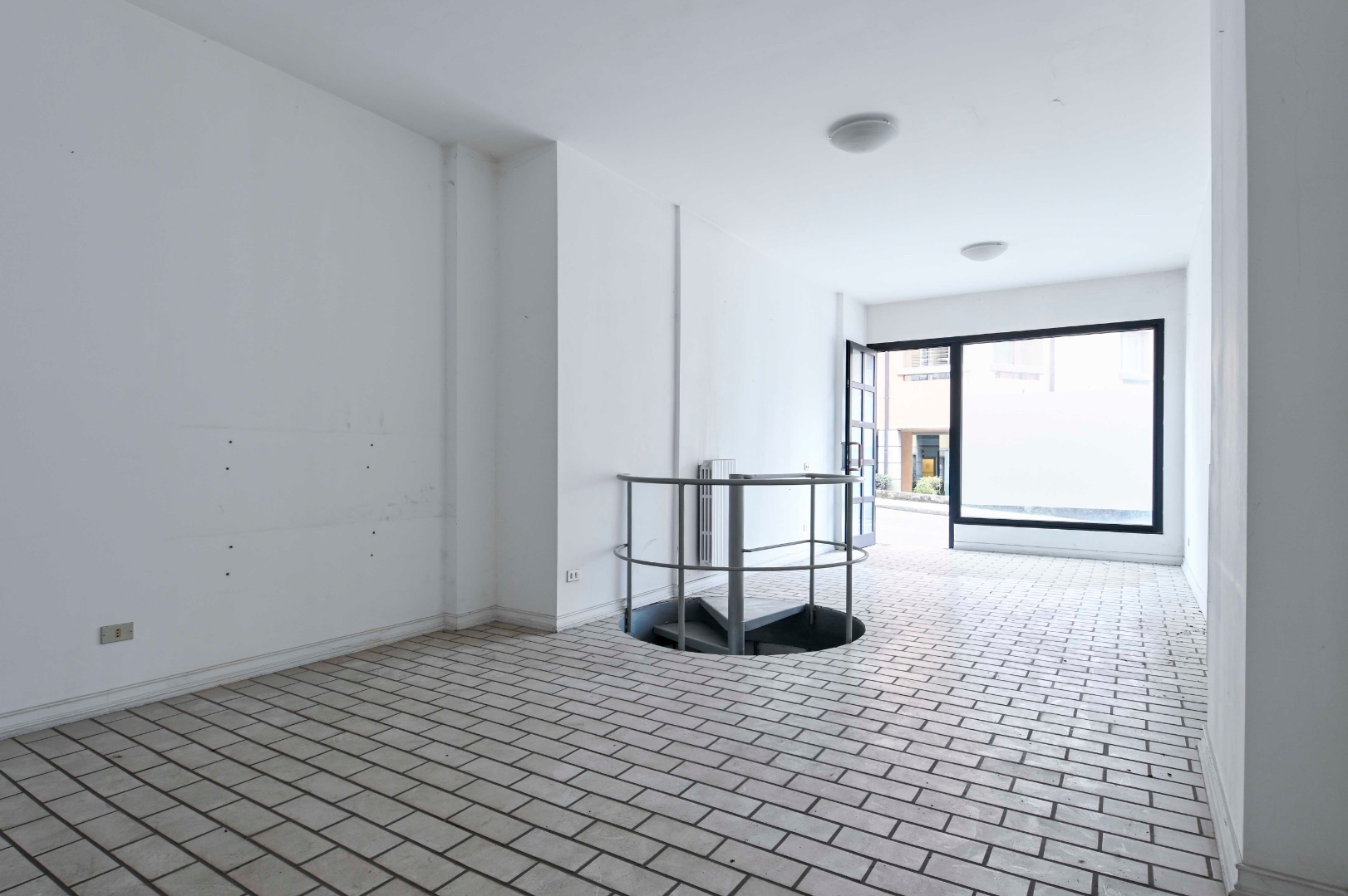 Negozio in vendita a Sant