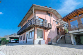 Appartamento in vendita a Pradalunga