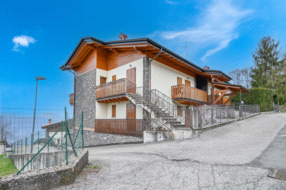 Appartamento in vendita a Aviatico