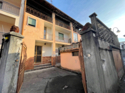 Casa Unifamiliare in vendita a Cazzano Sant'Andrea
