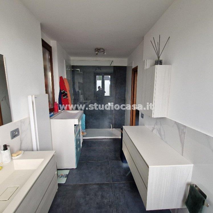 Villa Unifamiliare in vendita a Comazzo