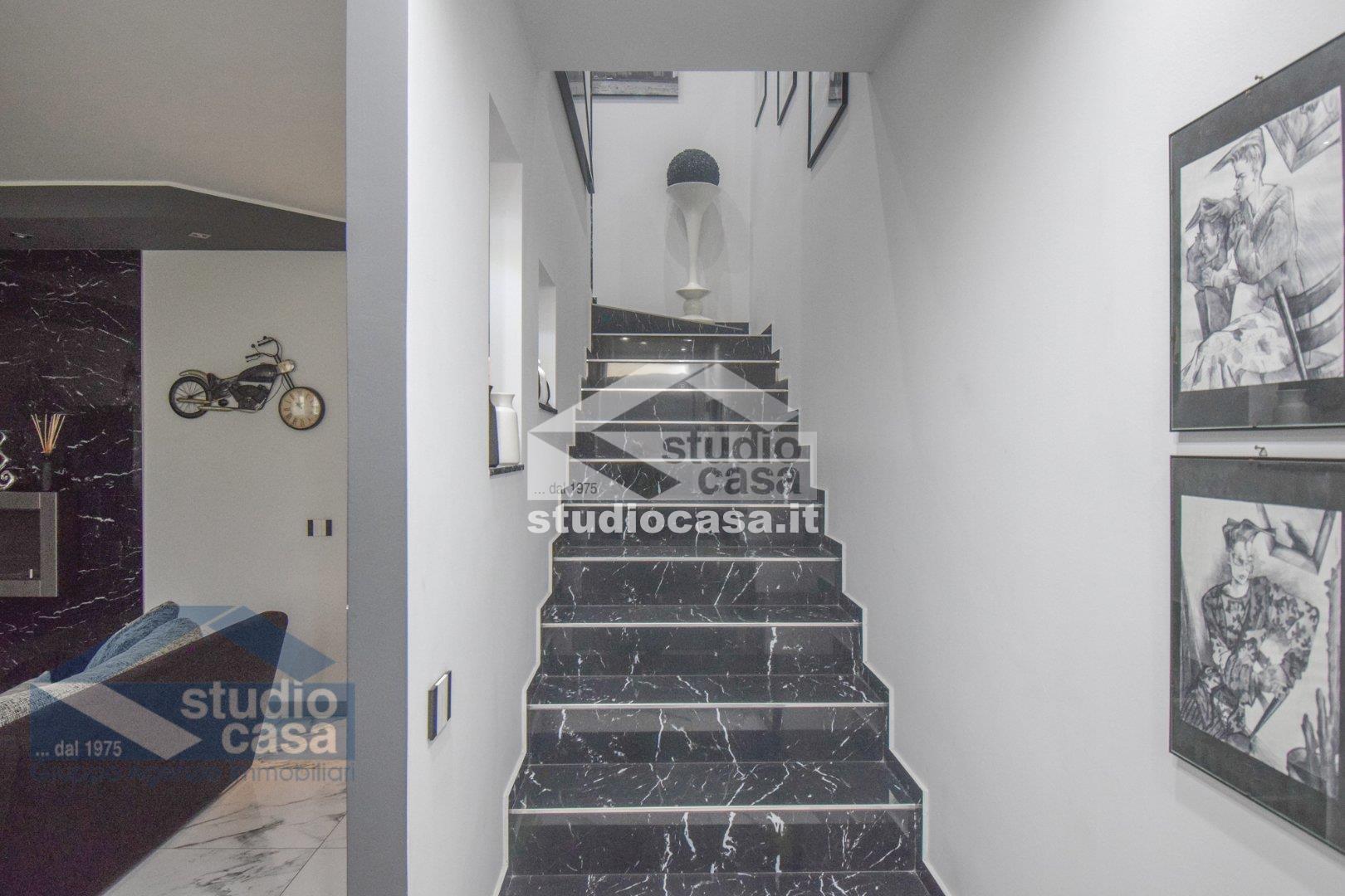 Villa a schiera in vendita a Lodi