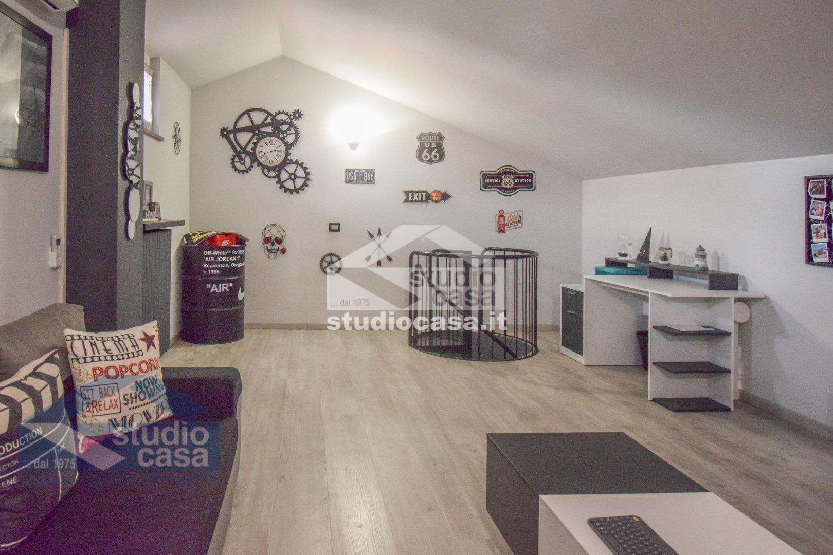 Villa a schiera in vendita a Lodi