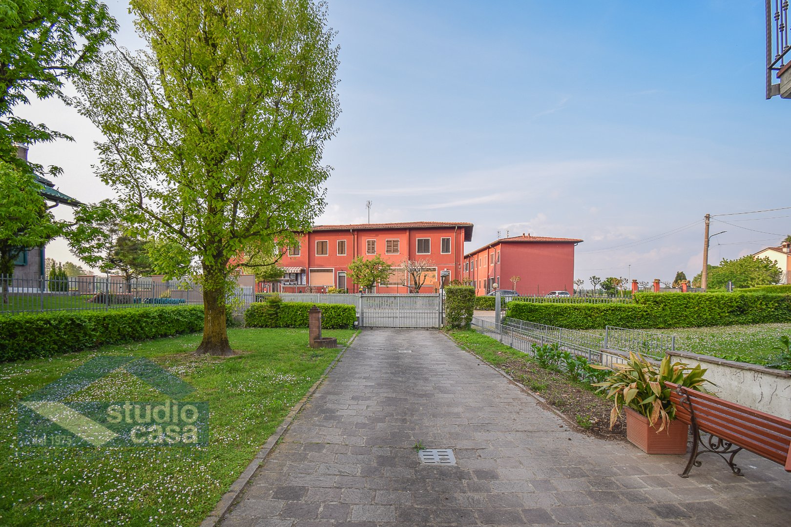 Casa Plurifamiliare in vendita a Merlino