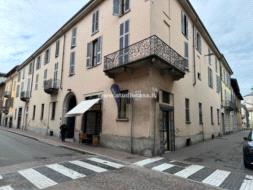Negozio in vendita a Lodi