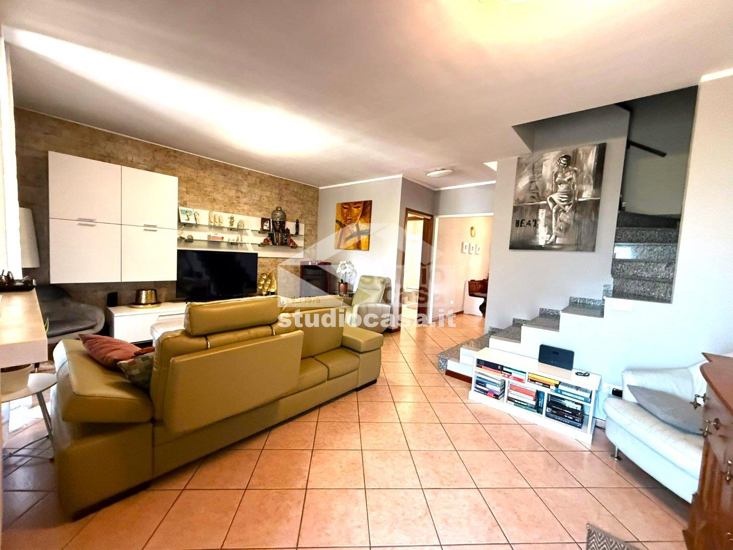 Villa a schiera in vendita a Lardirago