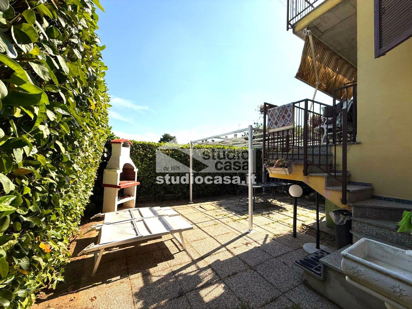 Villa a schiera in vendita a Lardirago