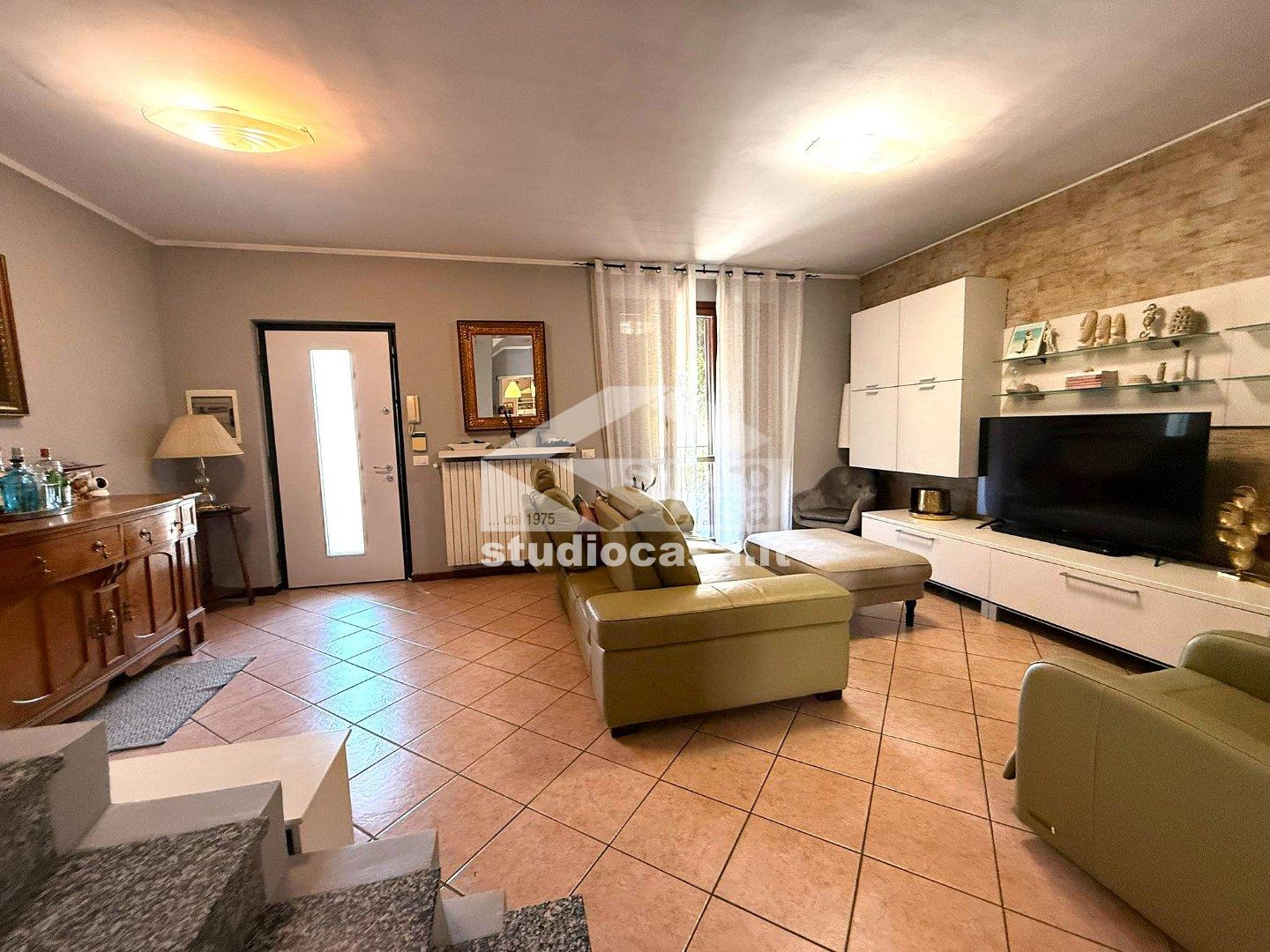 Villa a schiera in vendita a Lardirago