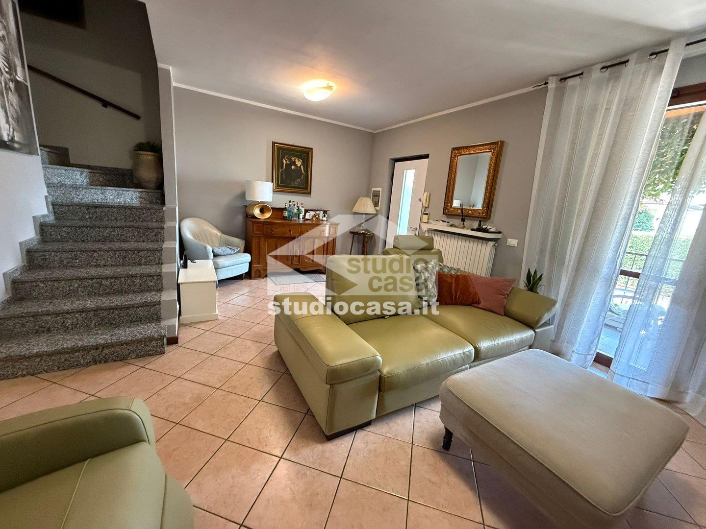 Villa a schiera in vendita a Lardirago