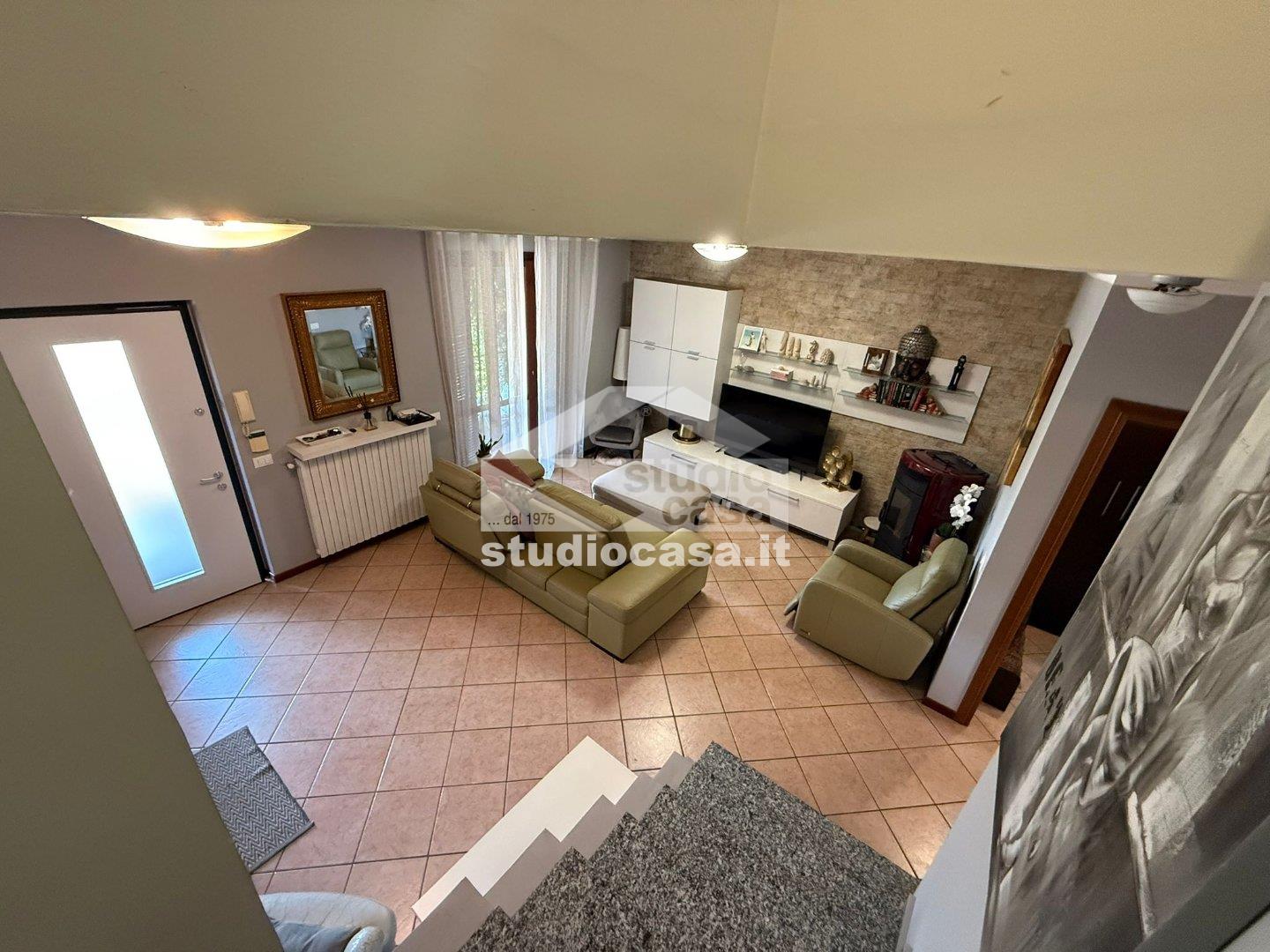 Villa a schiera in vendita a Lardirago