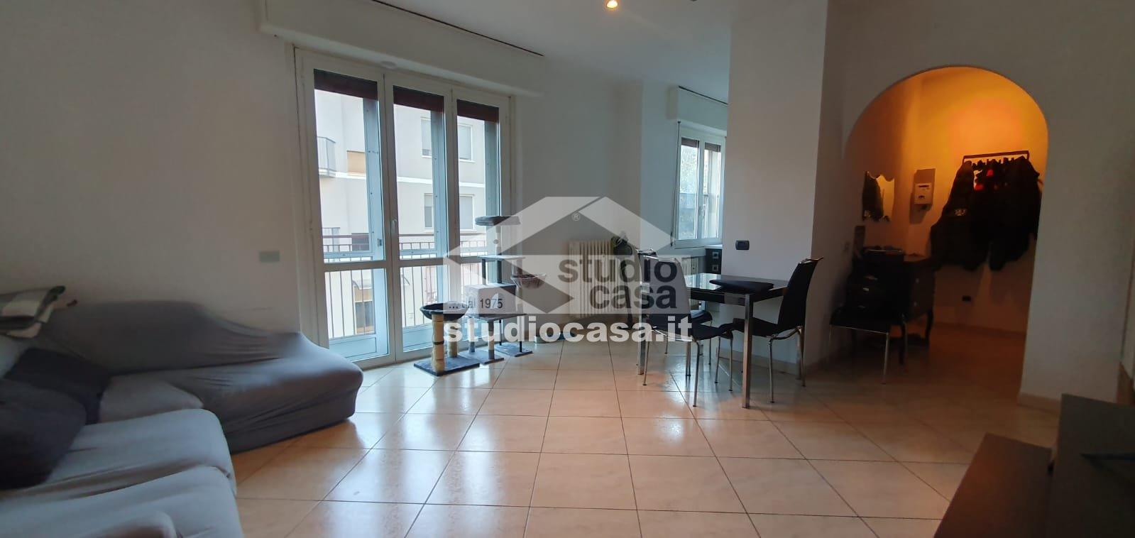 Appartamento in vendita a Locate di Triulzi